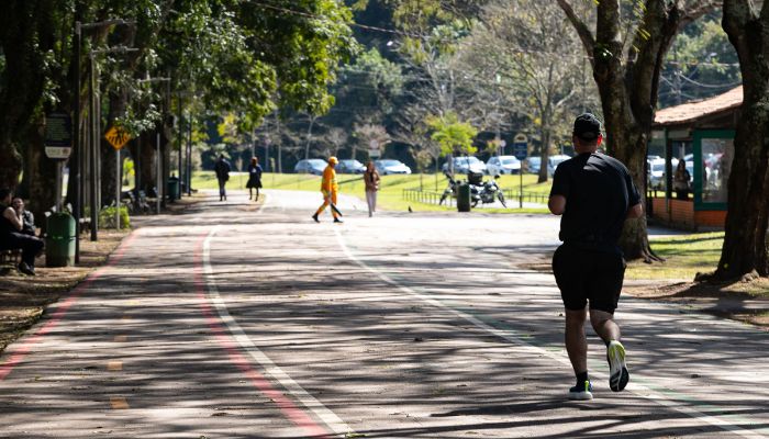  Sol volta ao Paraná e temperaturas ficam perto dos 30ºC até o fim de semana